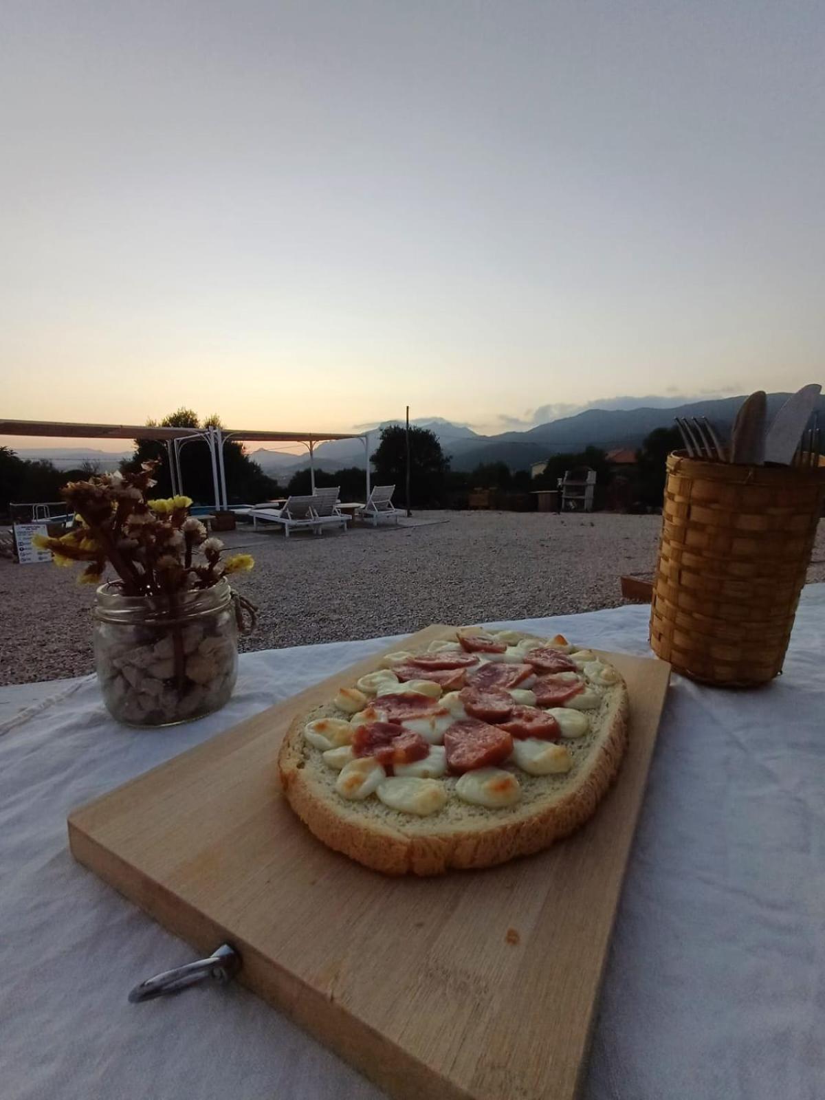 فندق Pasare Glamping_Anglonaruralexperience Perfugas المظهر الخارجي الصورة